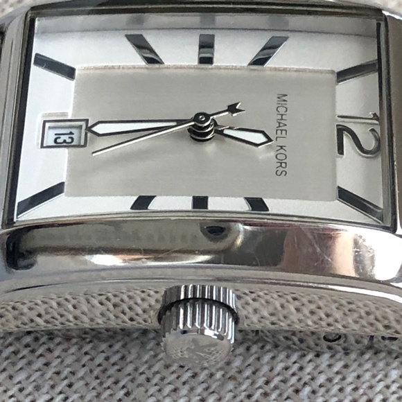 MICHAEL KORS acetate tortoiseshell rectangular watch - Picture 7 of 16